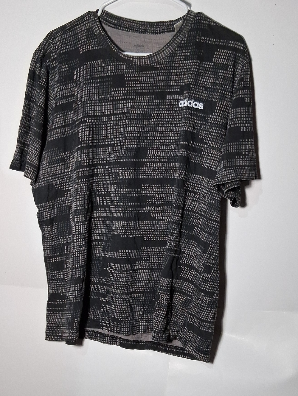 adidas Men’s Black & Gray Graphic Short Sleeve Tee